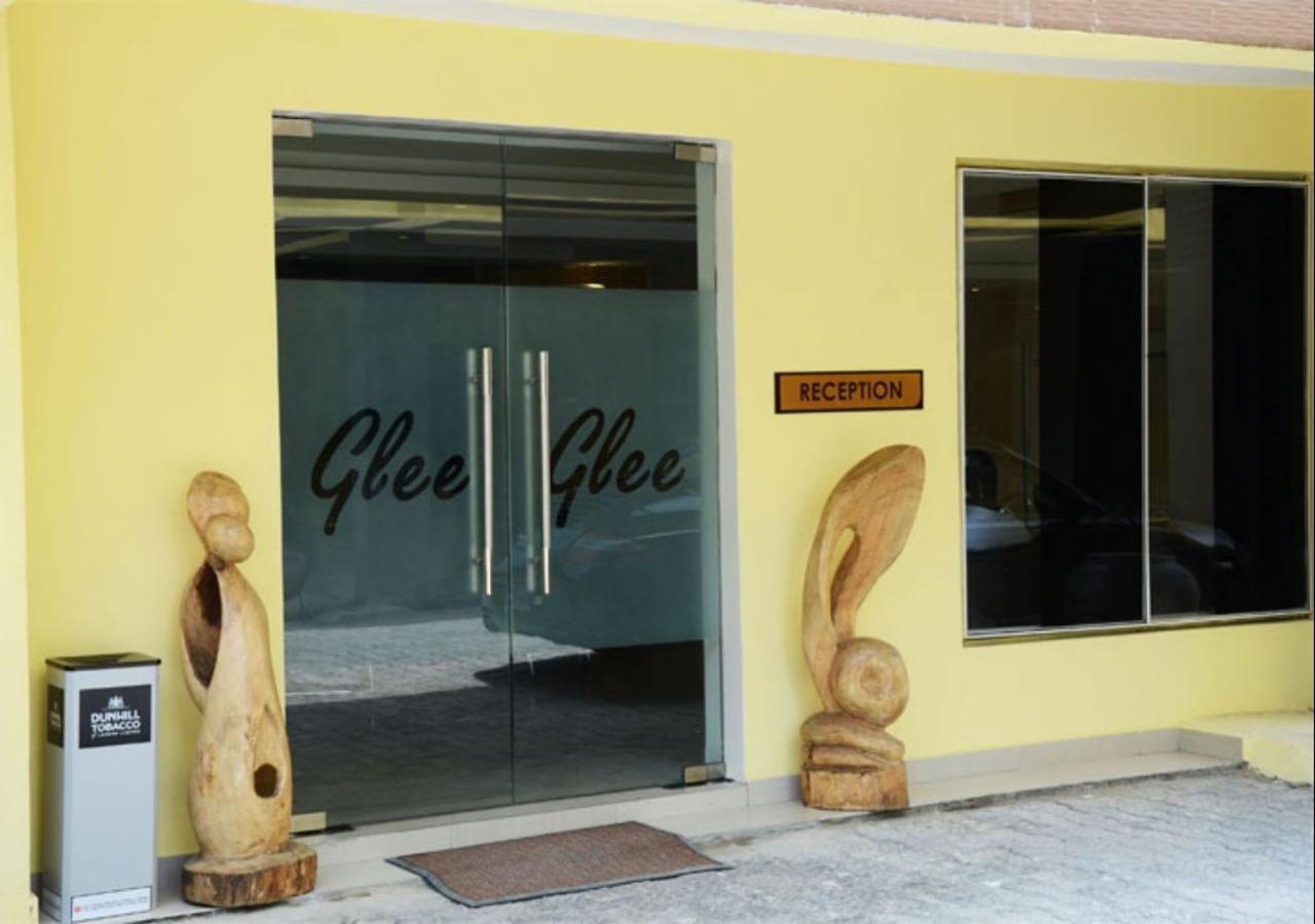 Glee Hotel Aliayabiagba Экстерьер фото