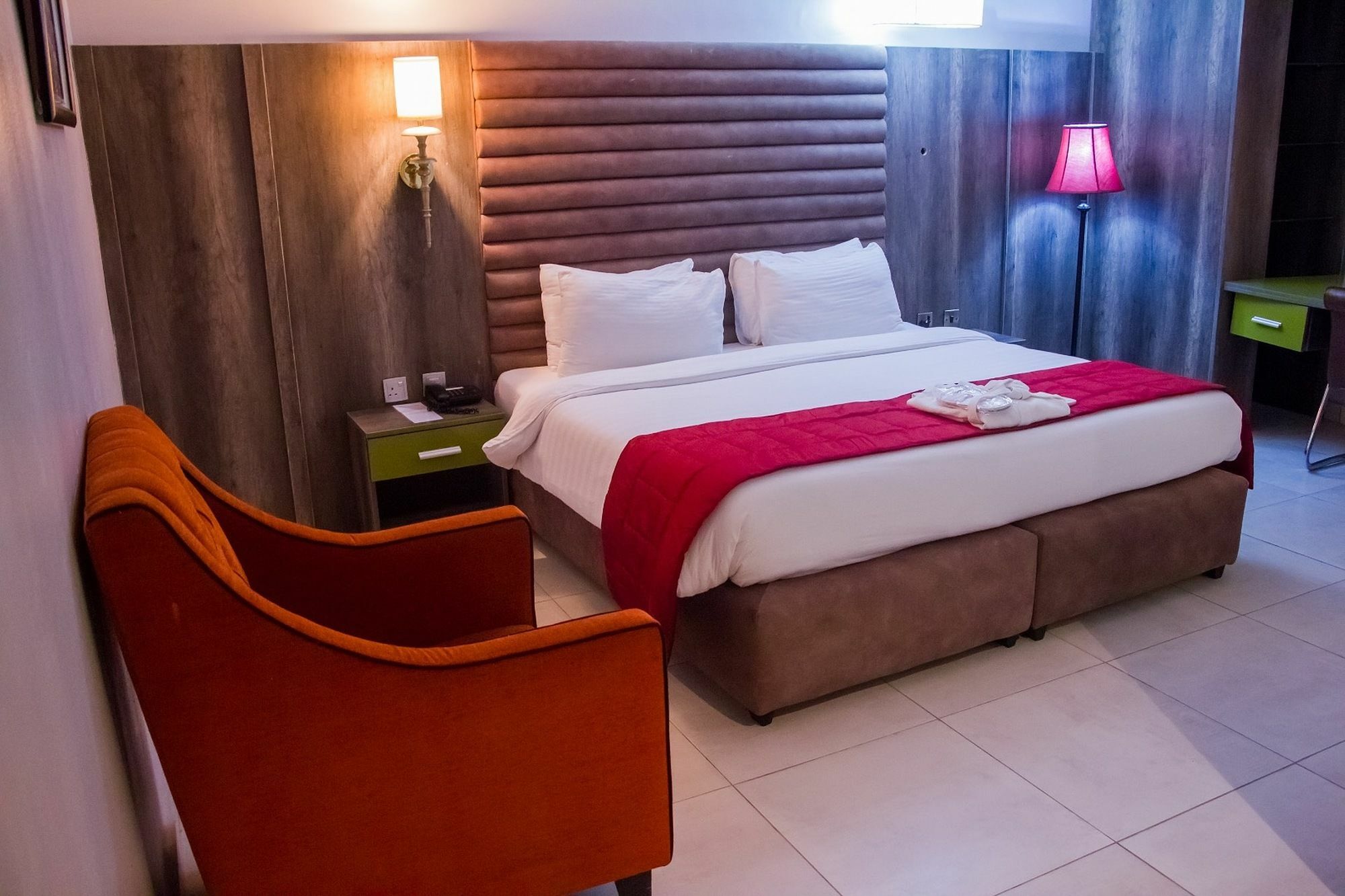 Glee Hotel Aliayabiagba Экстерьер фото