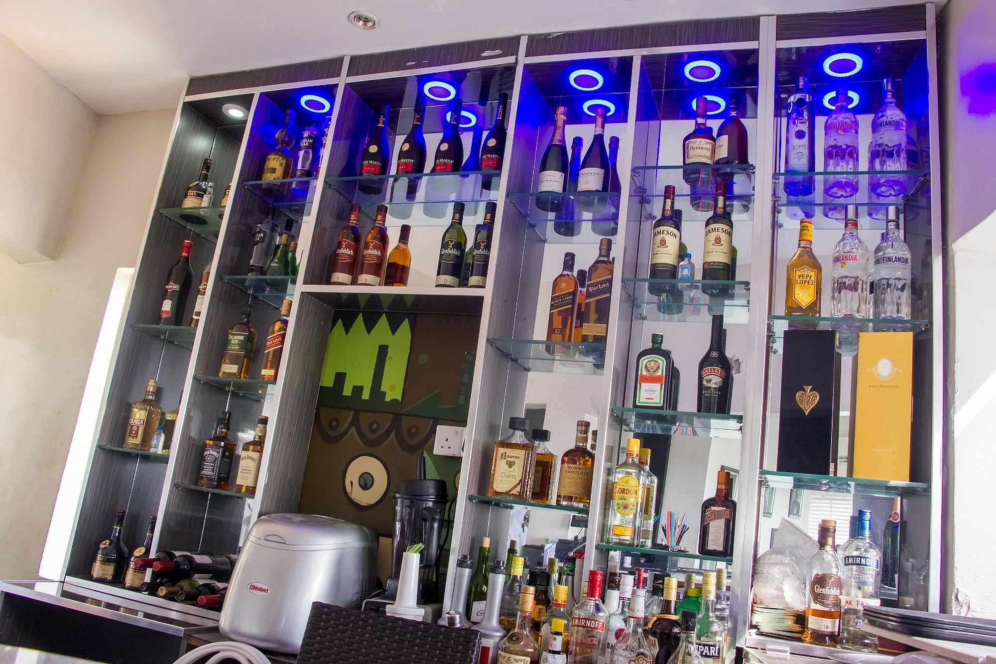 Glee Hotel Aliayabiagba Экстерьер фото